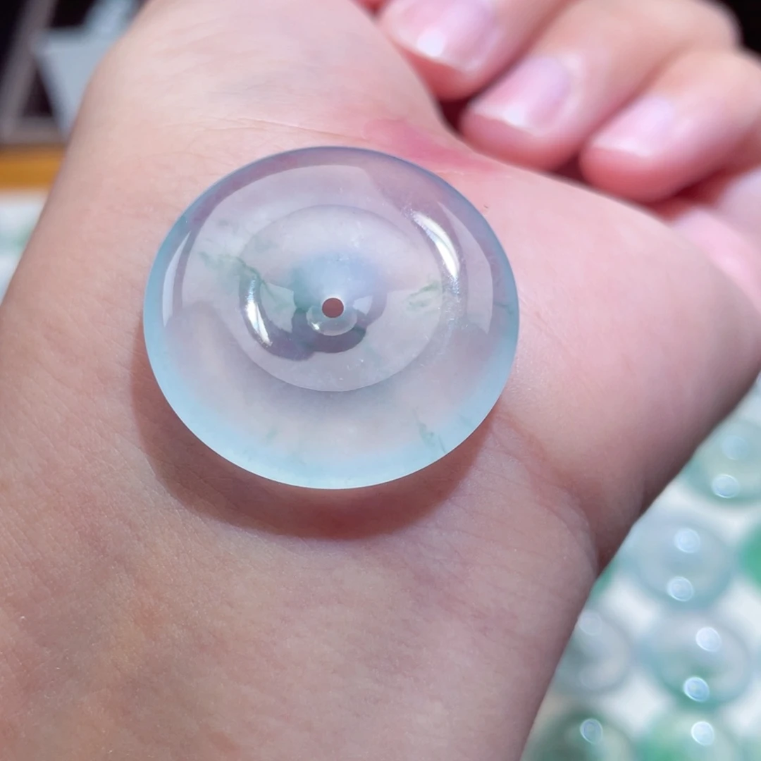 颈饰未镶嵌翡翠扣子