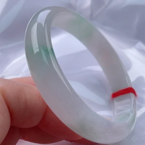 翡翠手镯未镶嵌正58(有细纹48小时鉴赏期)