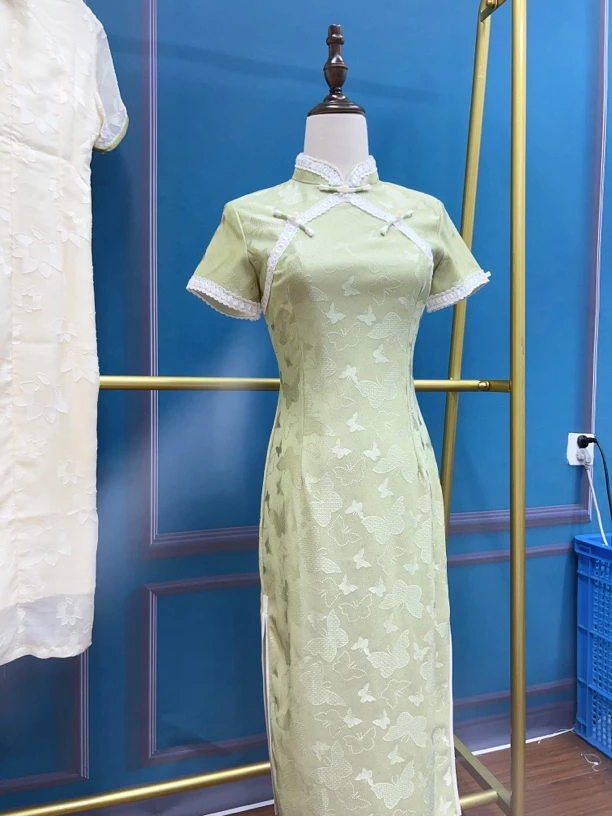 V-2361 春意 网纱提花复合  夏款年轻款改良旗袍110cm长款