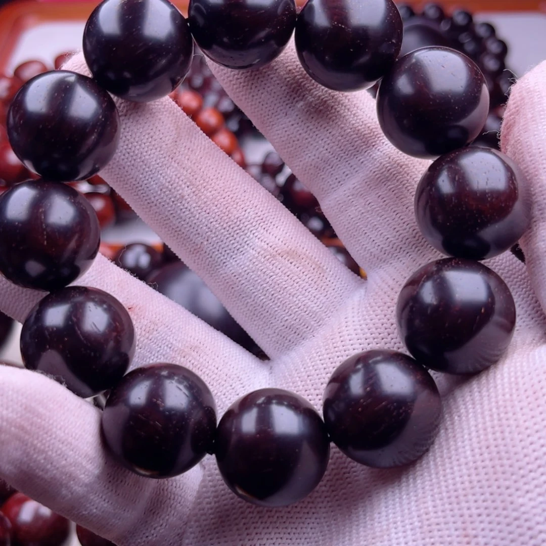 檀香紫檀（小叶紫檀） 印度小叶紫檀老琴料高油蜜2.0。