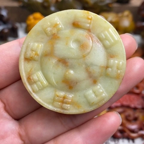 未镶嵌蛇纹石玉颈饰105