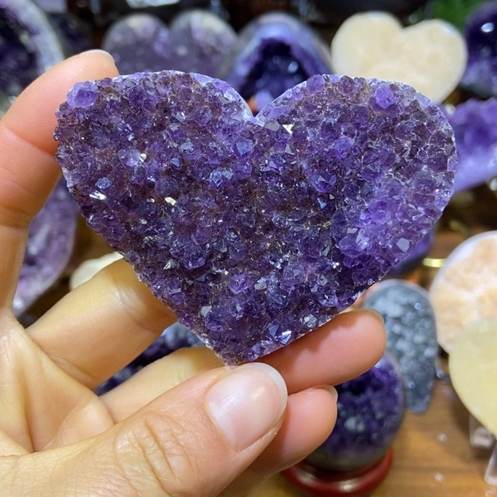 紫晶未镶嵌大型摆件（非配饰）