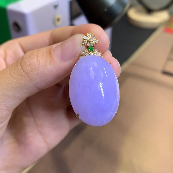 颈饰18K金镶嵌翡翠翡翠