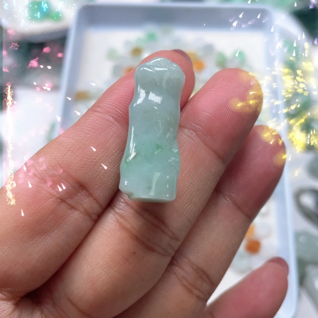 翡翠未镶嵌颈饰56789567