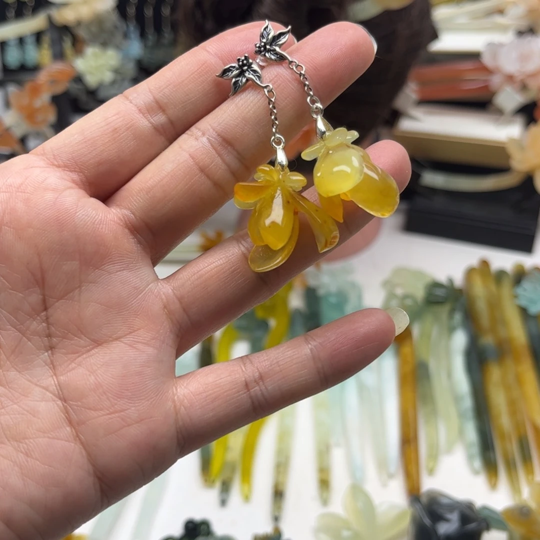 蛇纹石玉合金耳环