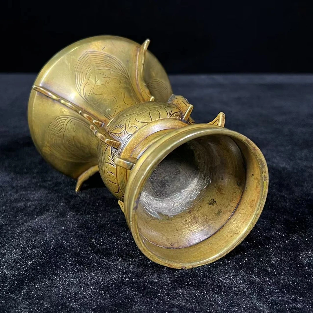 Lot7:   铜花觚H:16cm/815.5g