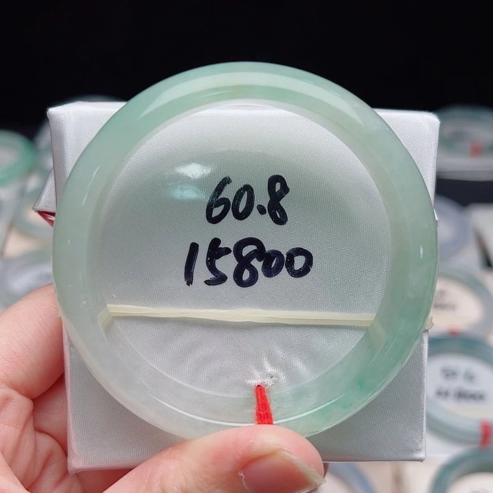 未镶嵌手镯翡翠翡翠