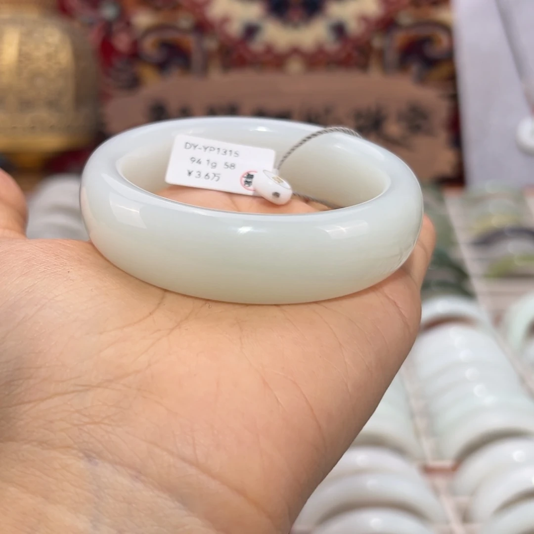 和田玉未镶嵌手镯新疆和田玉