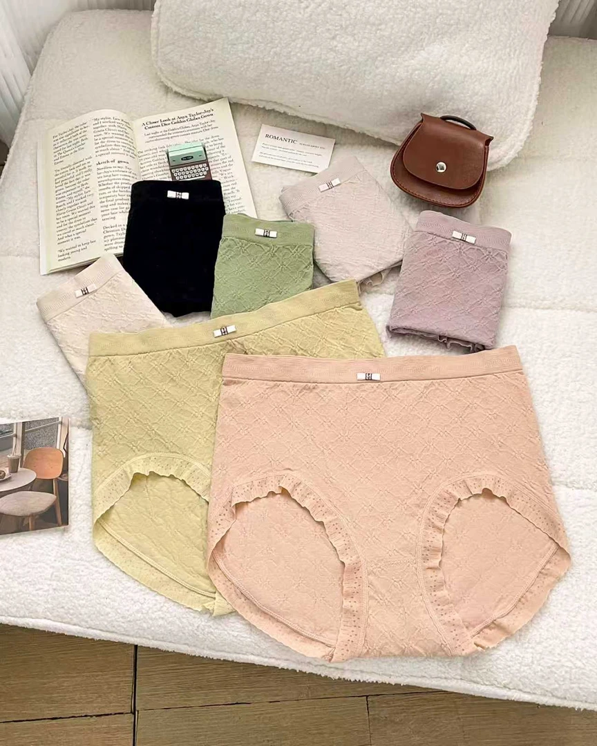 2舒适亲肤棉质高腰女士内裤