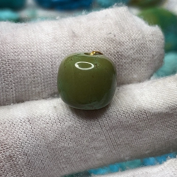 未镶嵌绿松石天然原矿 带武汉地大证书