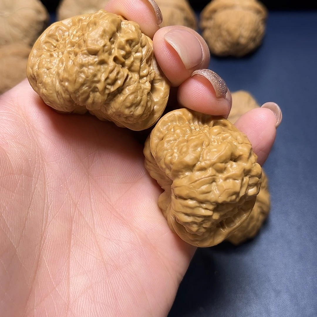 文玩核桃吊坠哇哇哇41回血