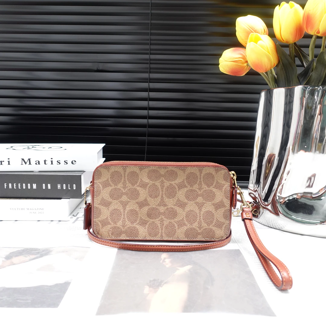 95新 COACH/蔻驰 单肩包/T10166125