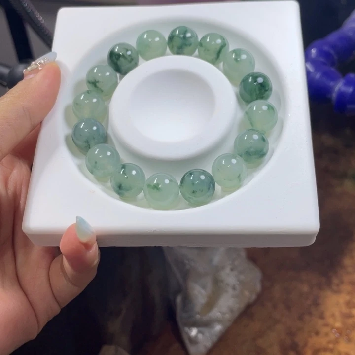 冲***棚定制翡翠未镶嵌边角料