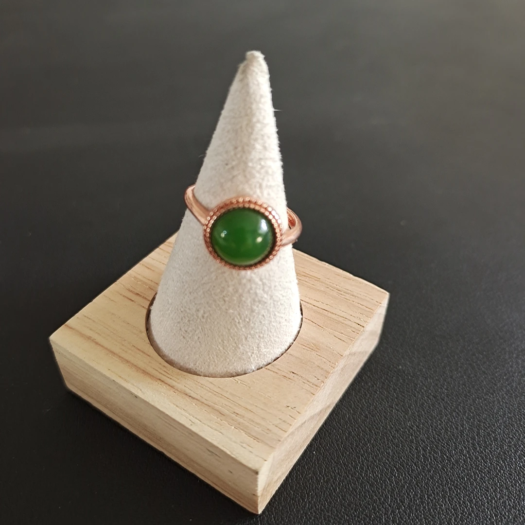 和田碧玉圆珠戒指简约