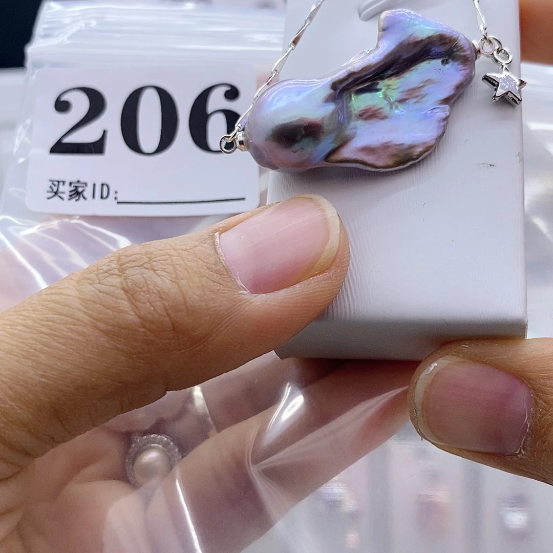 淡水珍珠钛钢颈饰