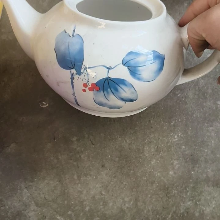 瓷陶瓷盘子碗啥都有