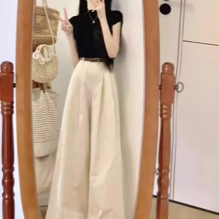 黑色正肩短袖t恤女夏季2025新款高级感修身显瘦独特别致绝美上衣