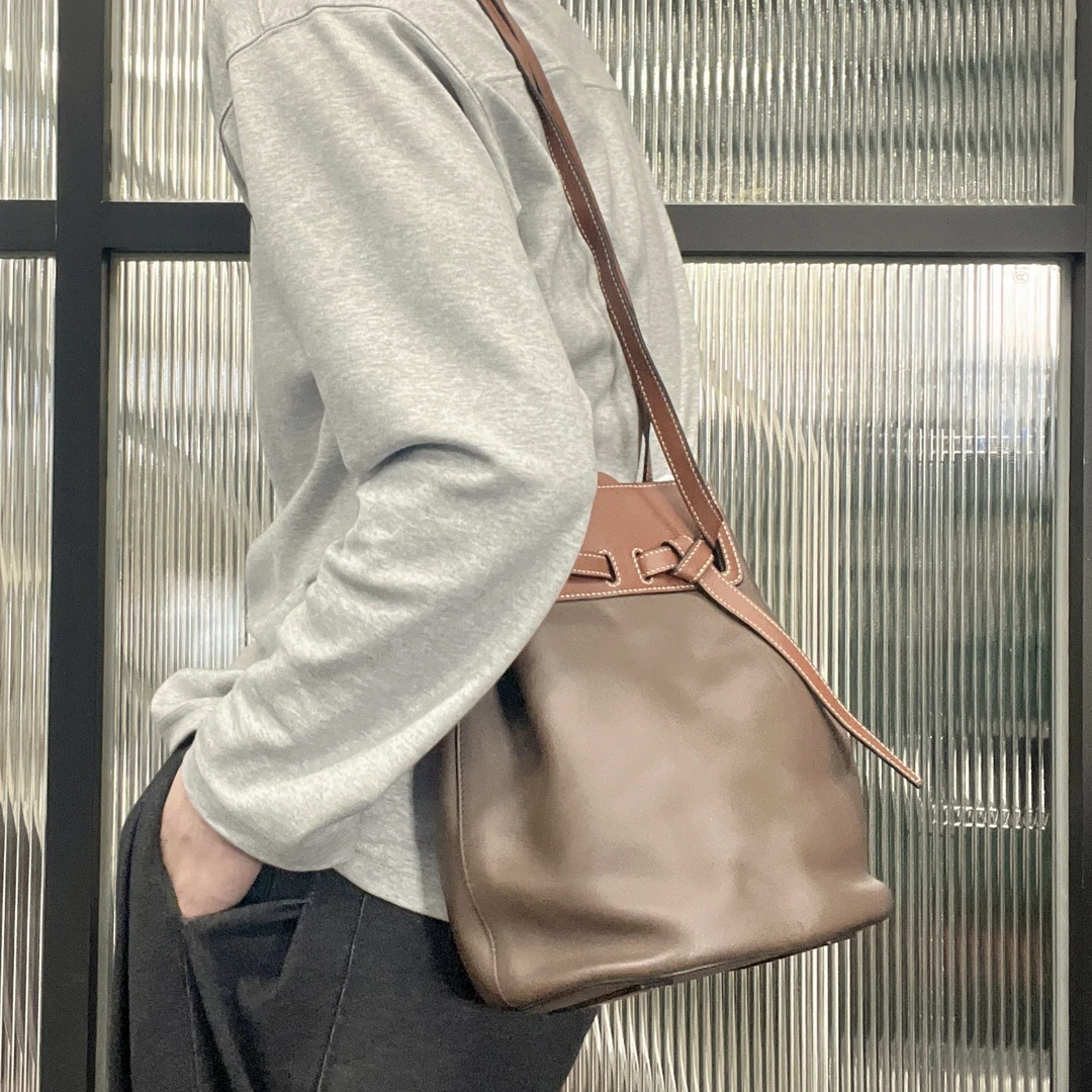 95新 LOEWE/罗意威 【涛】38AD03 拼色lazo单肩包