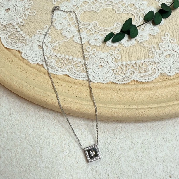 90新 Swarovski/施华洛世奇 【六六中古】孤品简约项链th5379