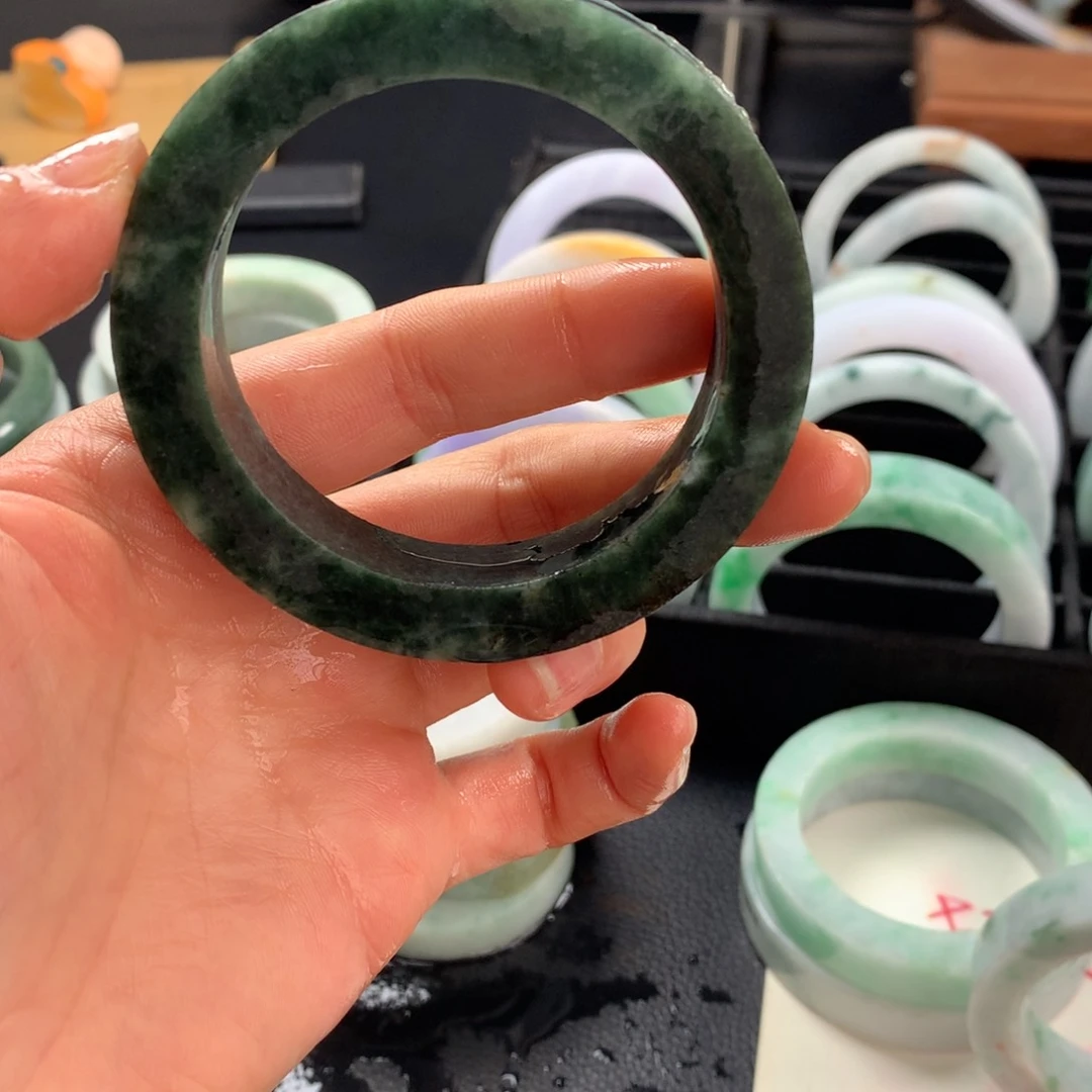 定制翡翠大漏未镶嵌阳纯天然