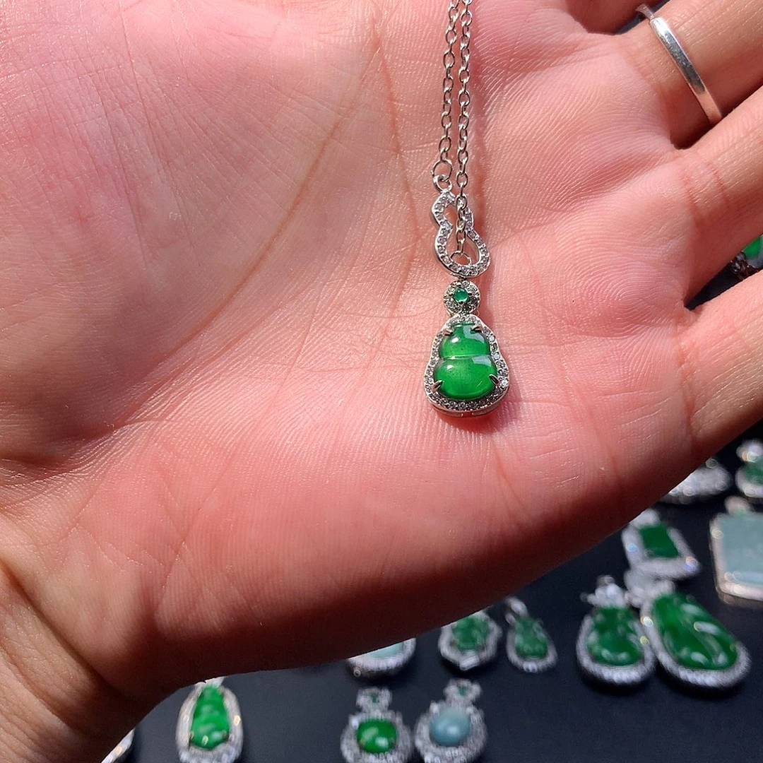 翡翠未镶嵌项链项链