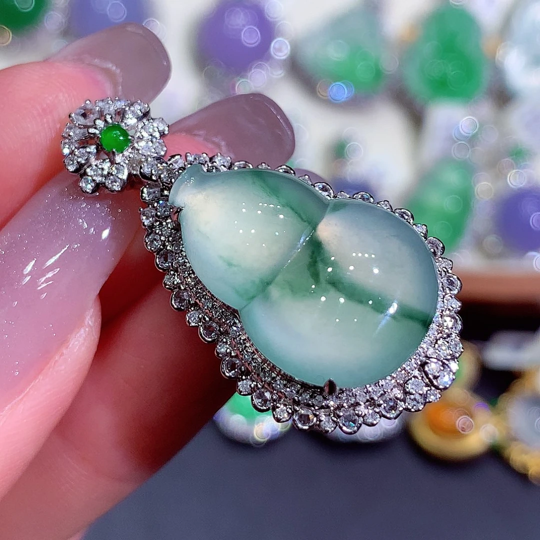 翡翠18K金镶嵌吊坠(不含链)