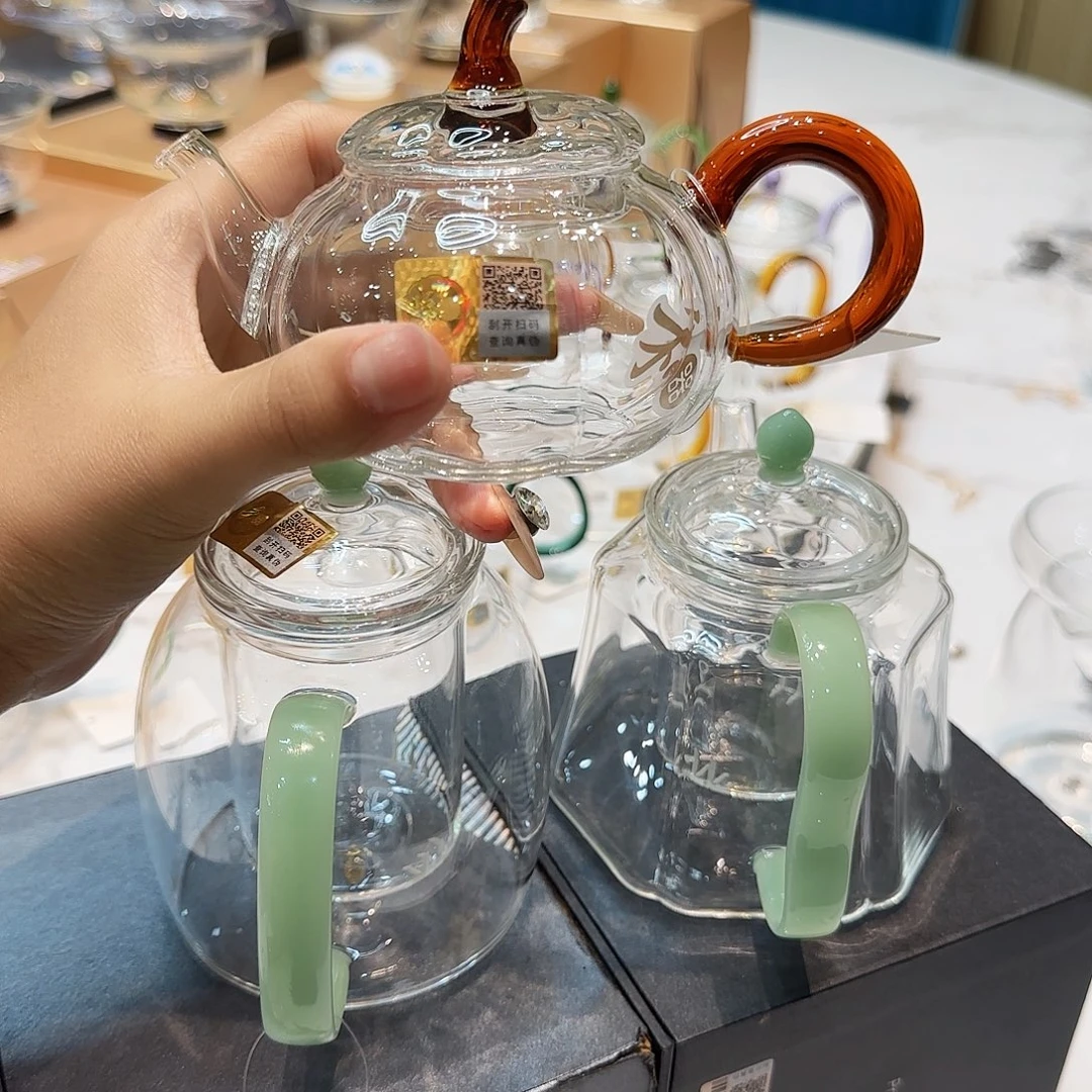 映***河禾器琥珀色富蔓壶