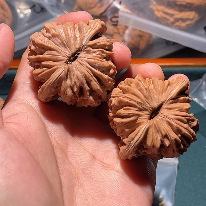 怪***.把件文玩核桃45➕楼子
