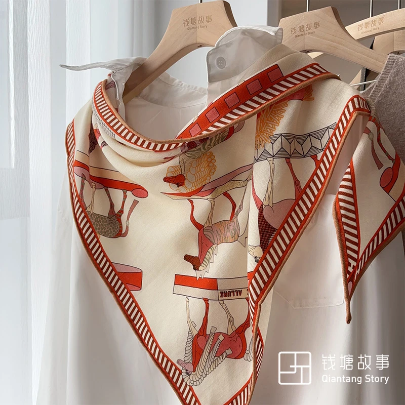 丝毛-三角巾全速前进真丝羊毛围巾，长边130cm,短边85cm