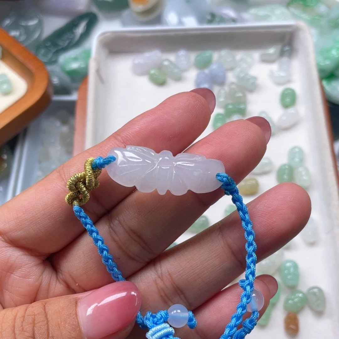 翡翠未镶嵌颈饰56785678