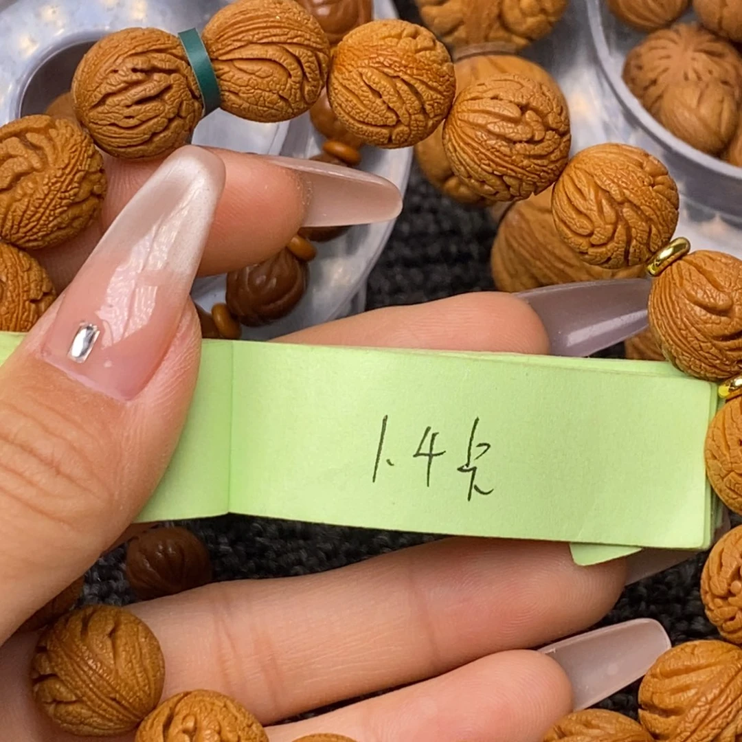 秦岭山脉龙纹桃核 18