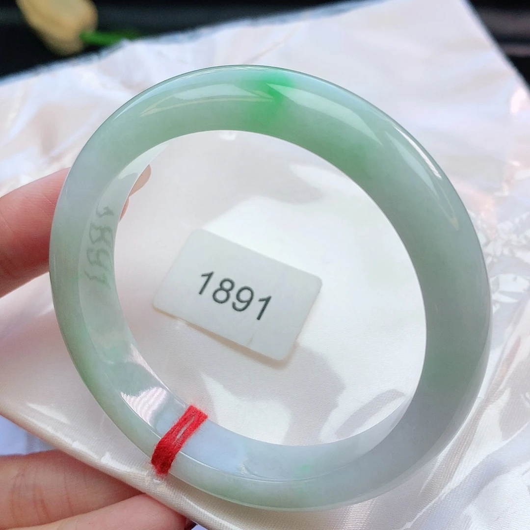 翡翠手镯未镶嵌56圈口881891