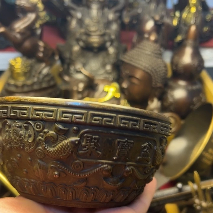 铜器工艺精湛工艺精巧别致