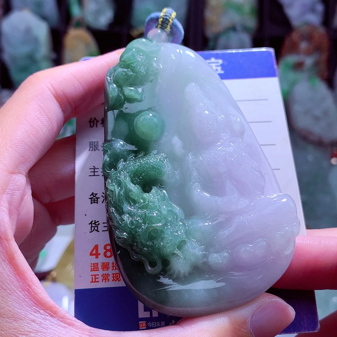 颈饰未镶嵌翡翠天然