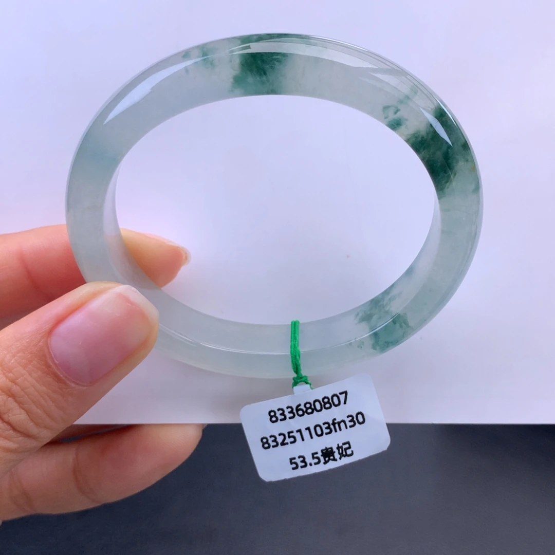 翡翠未镶嵌手镯冰莹光飘花贵妃手镯（细纹捡漏）