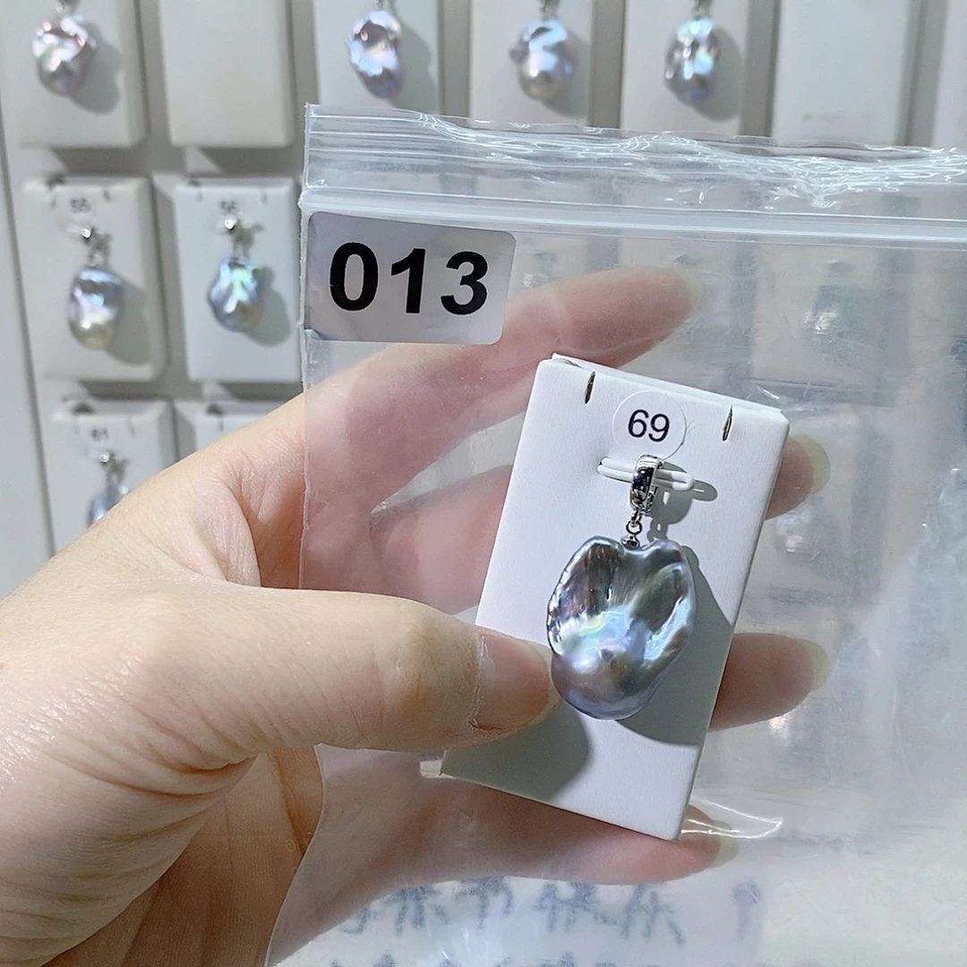 淡水珍珠合金颈饰
