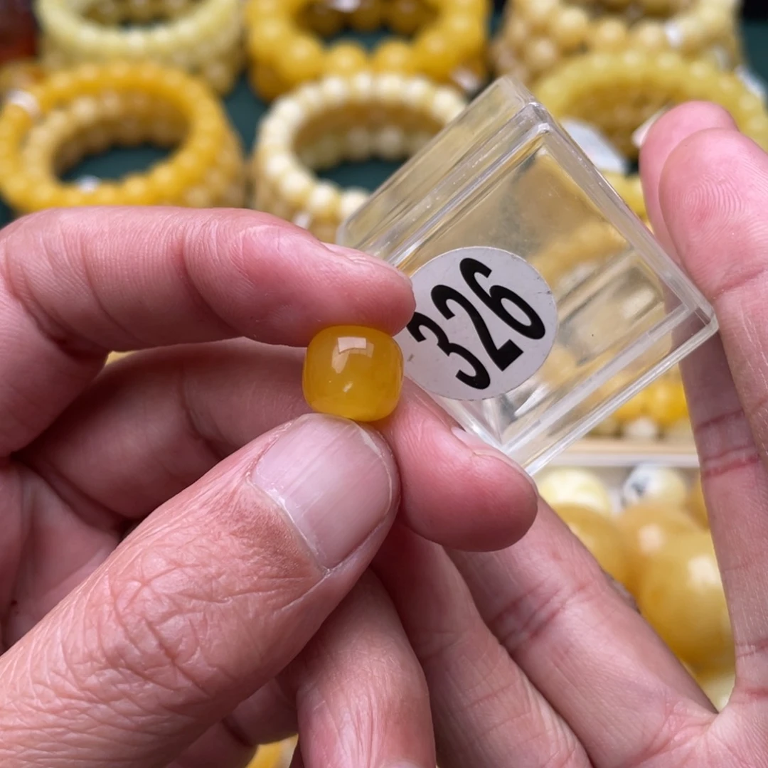 蜜蜡珠宝奇石未镶嵌一*城