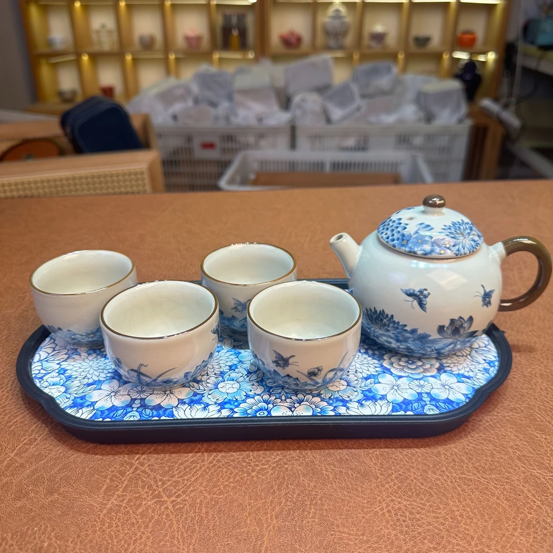 ZH2669-汝窑蝶恋花茶壶+4个汝窑蝶恋花客杯+青花万花吸水茶盘