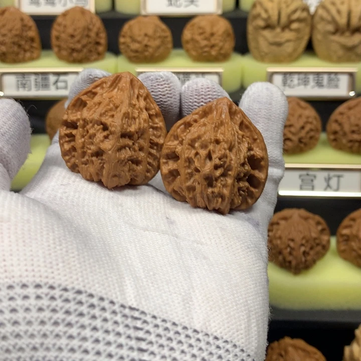 桃核把件流星雨核桃36