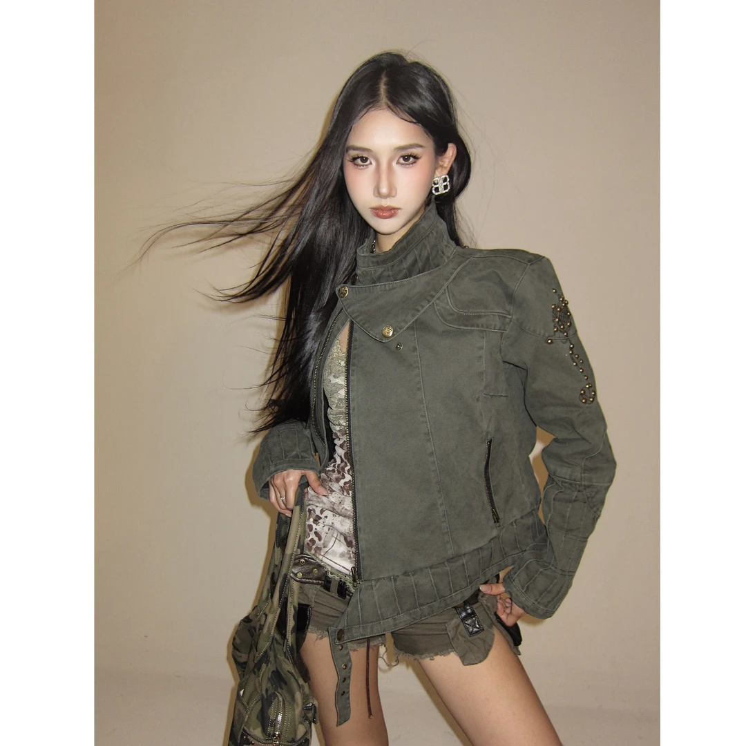 PRO813 美式复古辣妹立领牛仔外套女铆钉机车夹克+腰包短裤套装