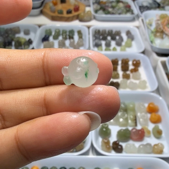未镶嵌和田玉珠宝半成品