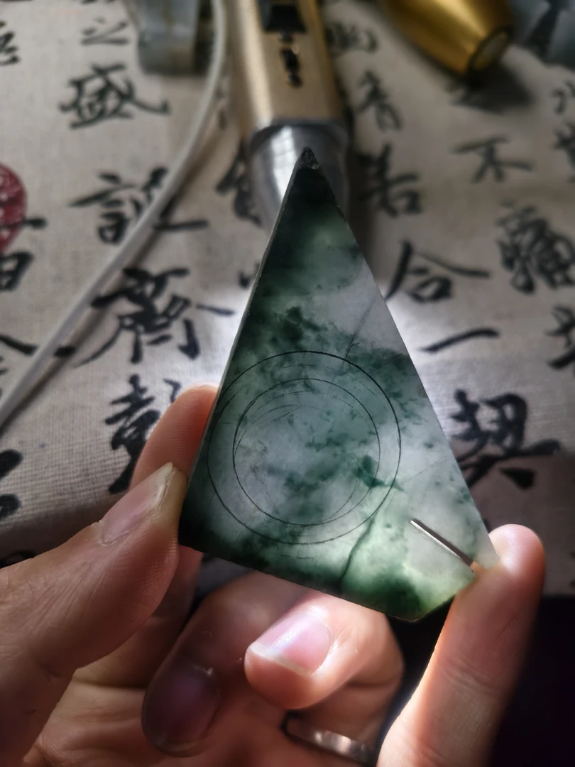 天然缅甸翡翠戒圈定制