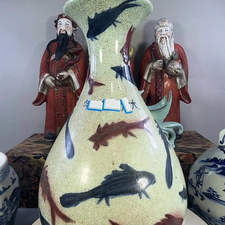 瓶青花釉里红鱼纹玉壶春瓶