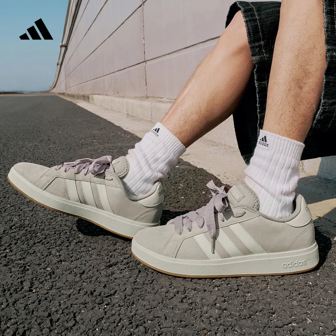 流光风 阿迪达斯「面包鞋」GRAND COURT BASE 00s低帮板鞋 JR7076