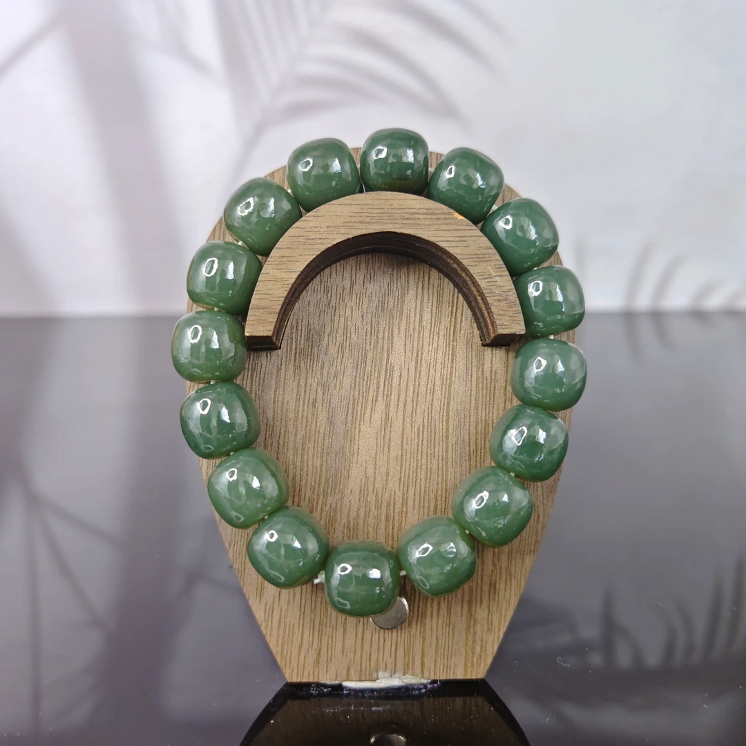 N和田玉桶珠手串（卡14）0589