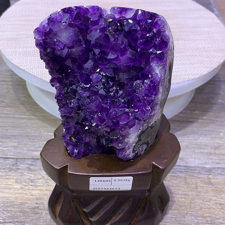 未镶嵌大型摆件（非配饰）紫晶