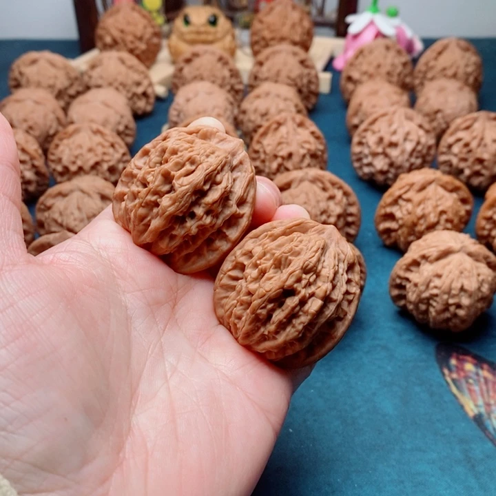 文玩核桃把件麦虎37