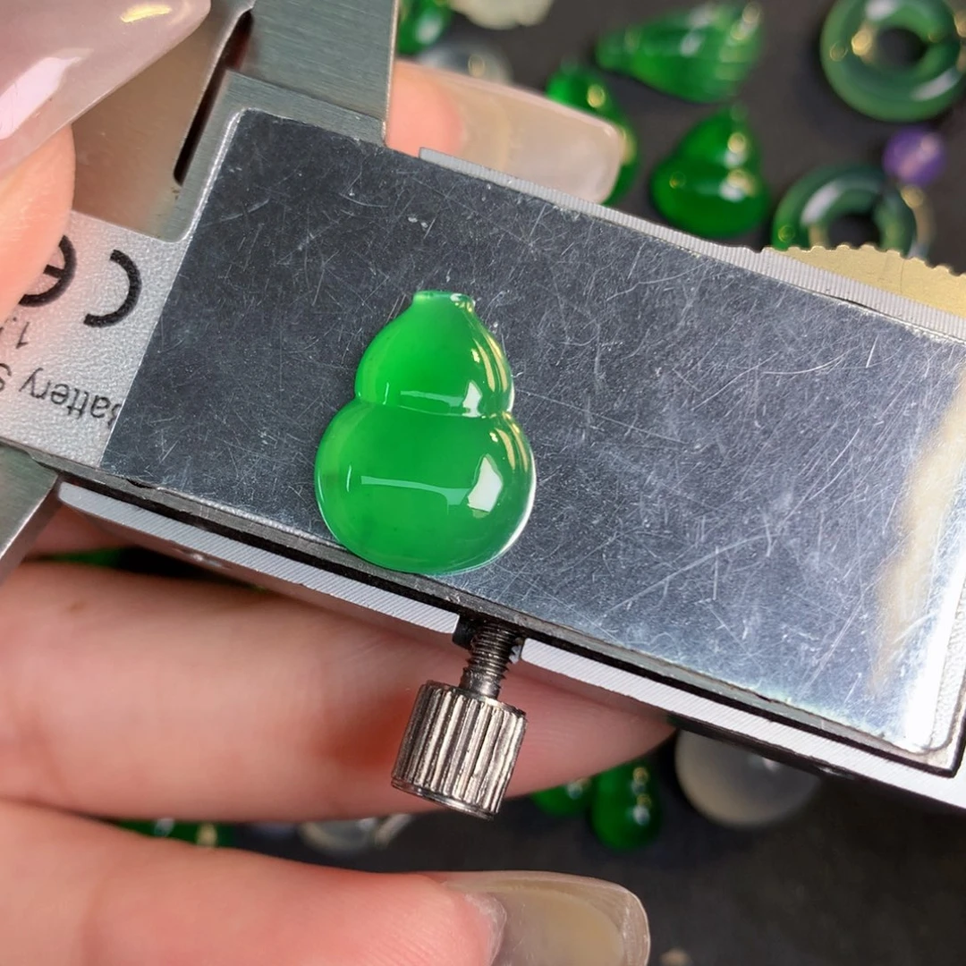 翡翠裸石翡翠翡翠14.33-11.1-3.49