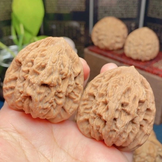 文玩核桃吊坠42全品原桩麦虎