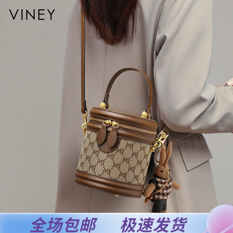 Viney包包女包斜挎2025新款简约手提水桶包生日礼物送女友送老婆